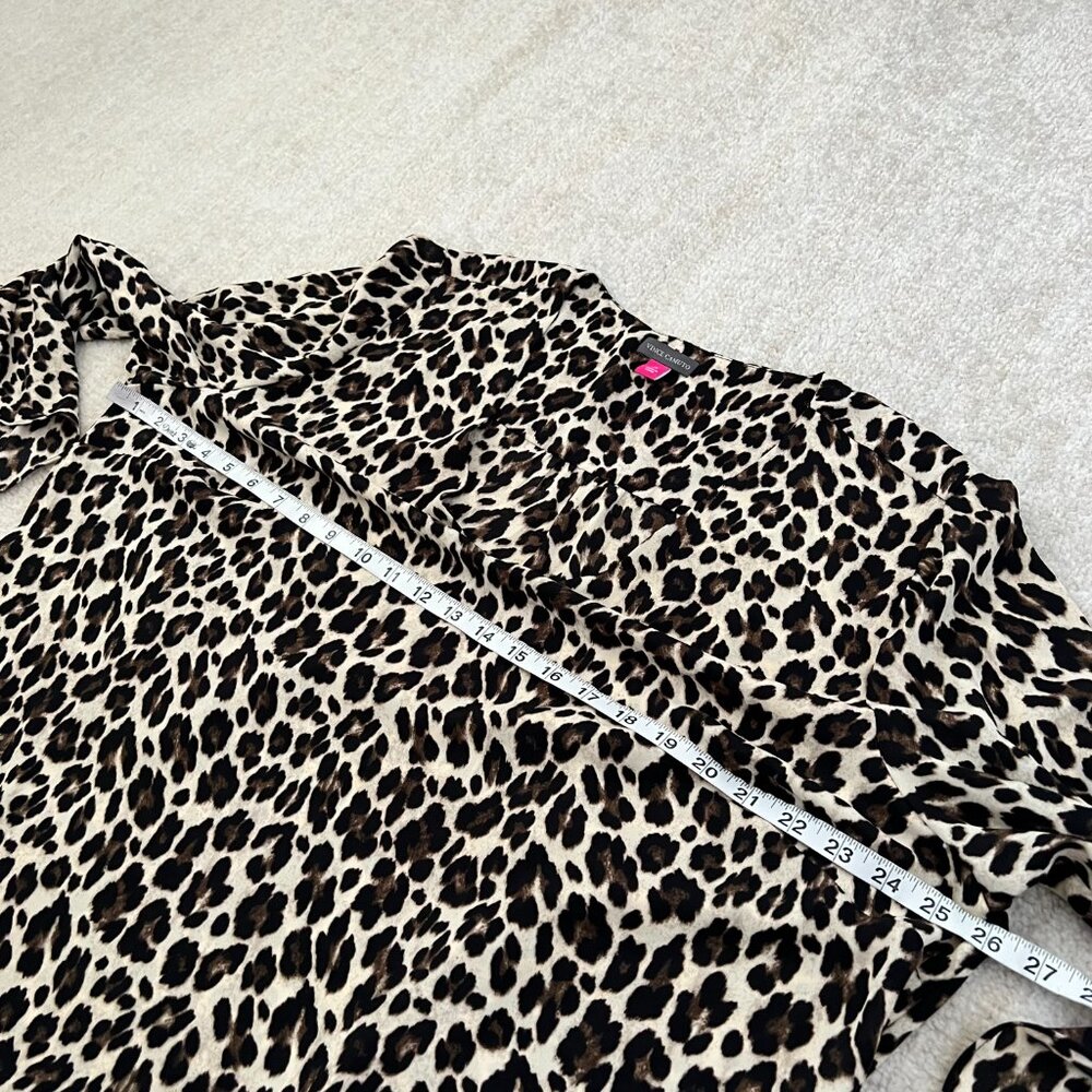 Vince Camuto Faux Wrap Bell Sleeve Animal Print Blouse Top 2X - Picture 6 of 8